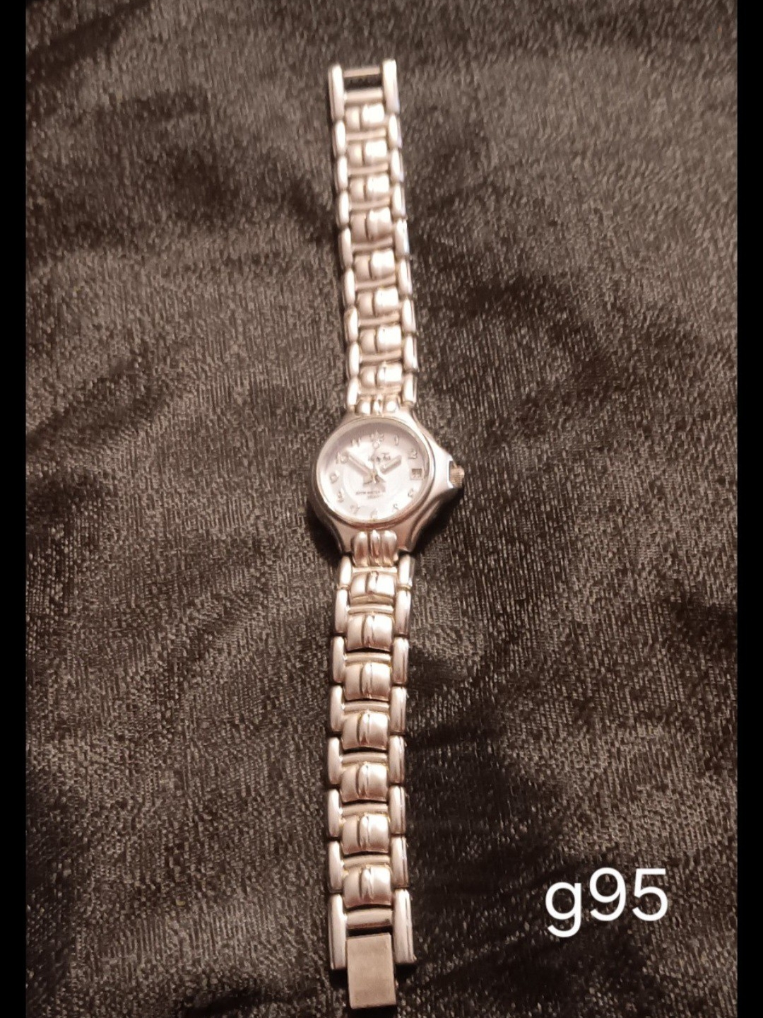 Womens Silver Stainless Steel Link Bracelet Watch